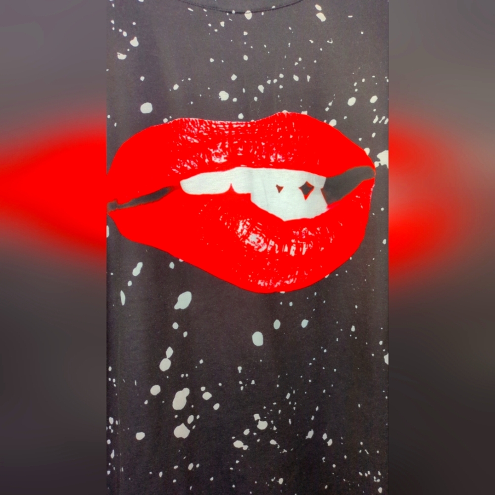 3 FOR $20 RED LIPS and PAINT SPLATTER SHIRT